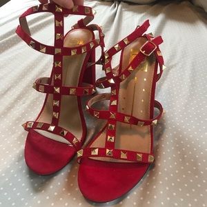 Red studded Valentino dupe heels. Size 8.5
